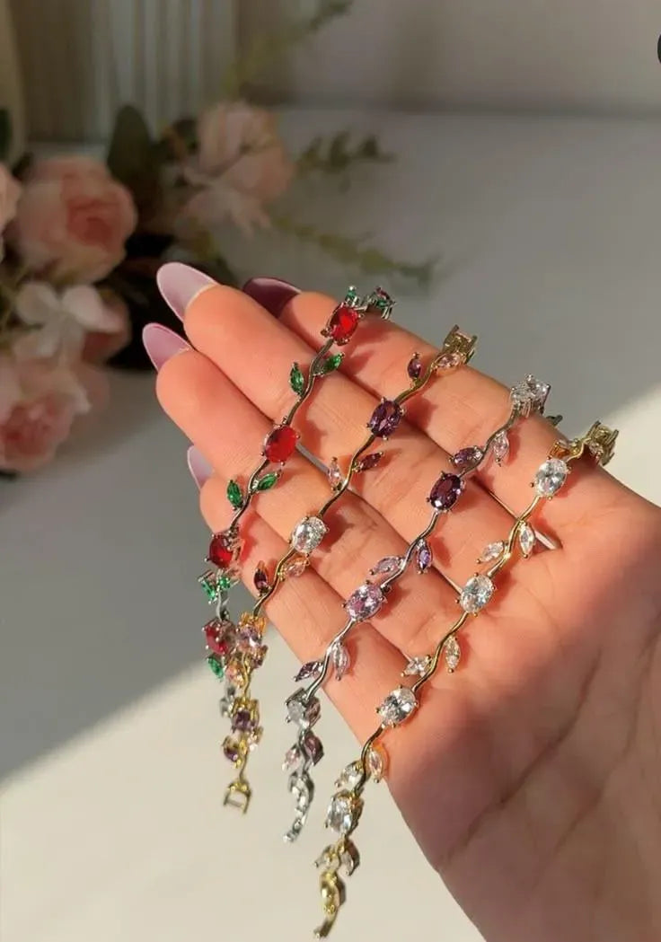 ✨💎 Luxury Floral Crystal Bracelet for Women 🌸💖

Or these short options:

🌸 Elegant Floral Bracelet ✨

💎 Luxury Crystal Bracelet 💖

🌹 Rose Crystal Bracelet ✨

💫 Premium Women's Bracelet 💎

🎁 Luxury Sparkle Bracelet ✨


Best Title: 🌸✨ Luxury Flor